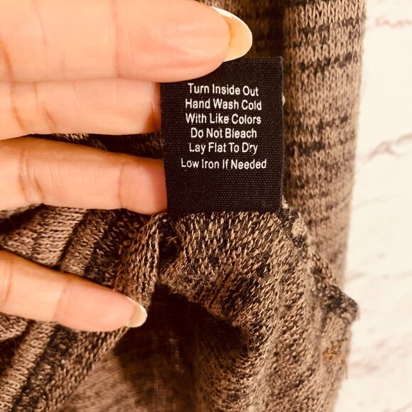 Sweet Wanderer Side-Button Cozy Knit Sweater Women’s Medium Marled Brown - Picture 5 of 8